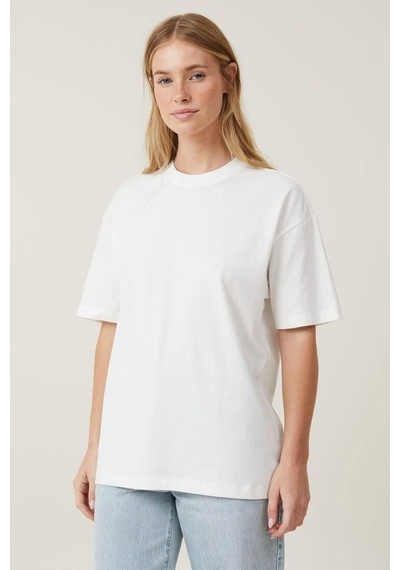 Seeh Beyaz Kısa Kollu Oversize Basic Kadın T-shirt Sh281