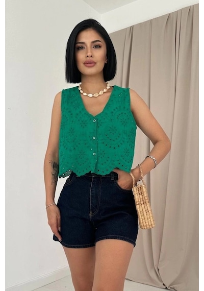 Defymoda Yeşil Sıfır Kol Brode Bluz Yeşil