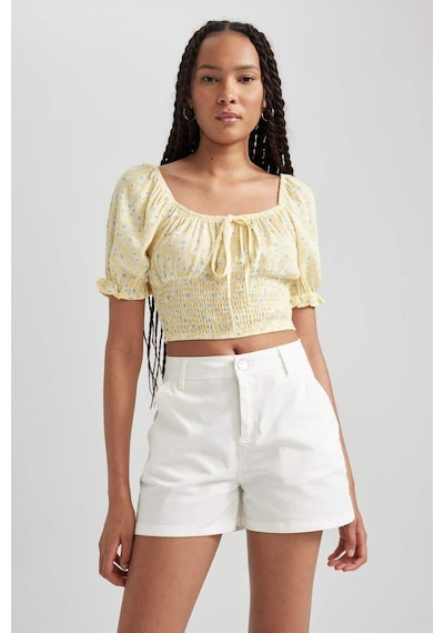 Defacto Fitted Kare Yaka Baskılı Kısa Kollu Crop Bluz B1304AX23HSYL127