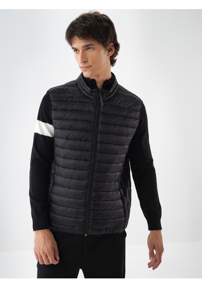 Xint Siyah Formunu Koruyan Regular Fit Yelek 190591
