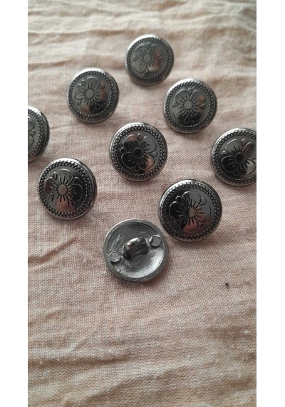 Sıyah Nıkel Metal Düğme 15 Mm 9 Adet