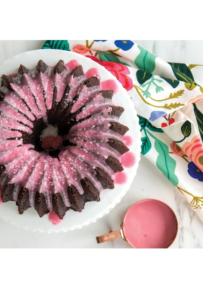 Nordicware Brillance Bundt Kek Kalıbı - 5 Cup Gold