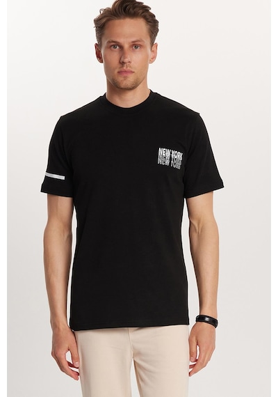 Tudors Erkek Slim Fit Dar Kesim Pamuklu Düz Basic Baskılı Bisiklet Yaka Siyah Tişört-33803 SIYAH Tudors Erkek Slim Fit Dar Kesim Pamuklu Düz Basic Baskılı Bisiklet Yaka Siyah Tişört-33803 SIYAH