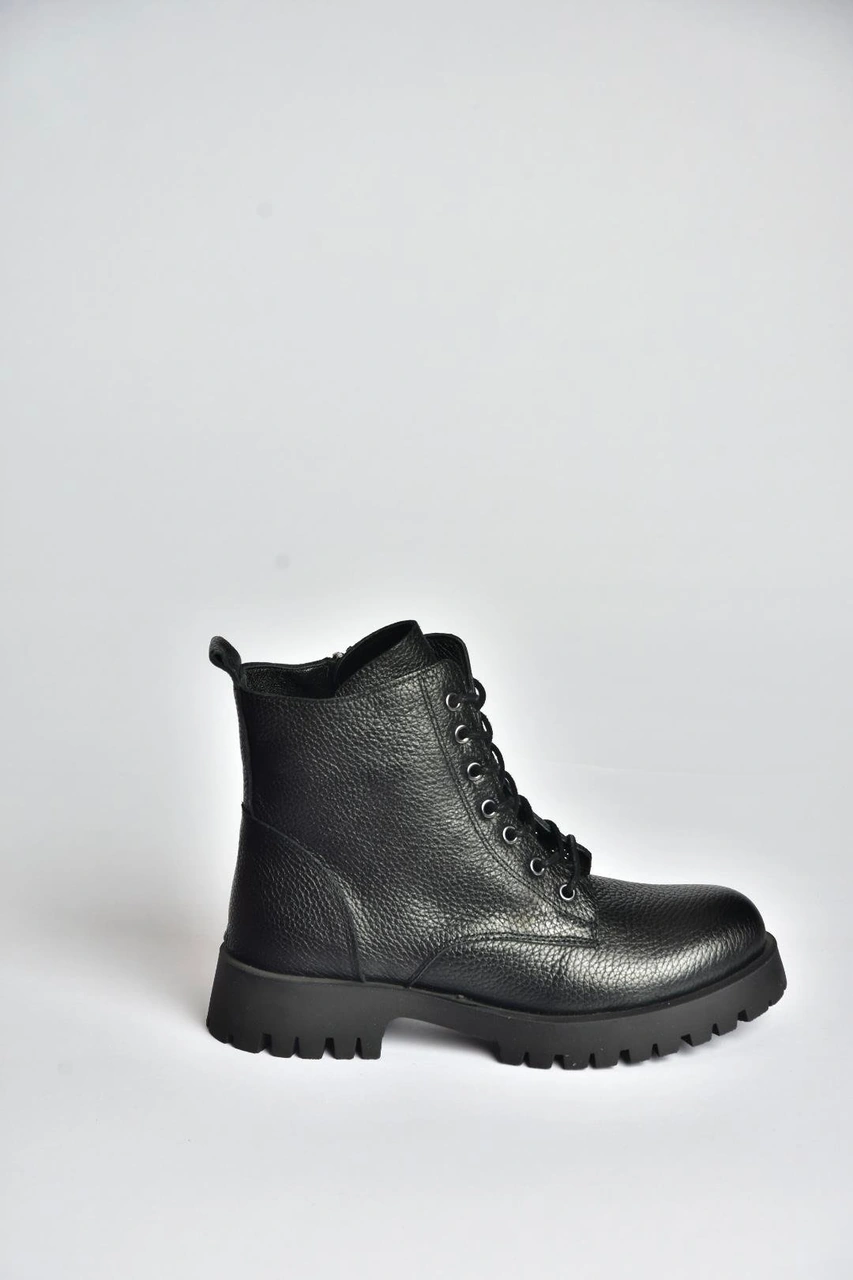 Fox Shoes V555700703 Siyah Hakiki Deri Bağcıklı Kadın Bot Siyah-hakiki Deri