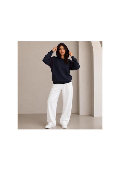 Herkesemoda Yaka Ve Kol Nakış Detaylı Kapüşonlu 2 İplik Şardonlu Sweatshirt Lacivert-bordo Herkesemoda Yaka Ve Kol Nakış Detaylı Kapüşonlu 2 İplik Şardonlu Sweatshirt Lacivert-bordo