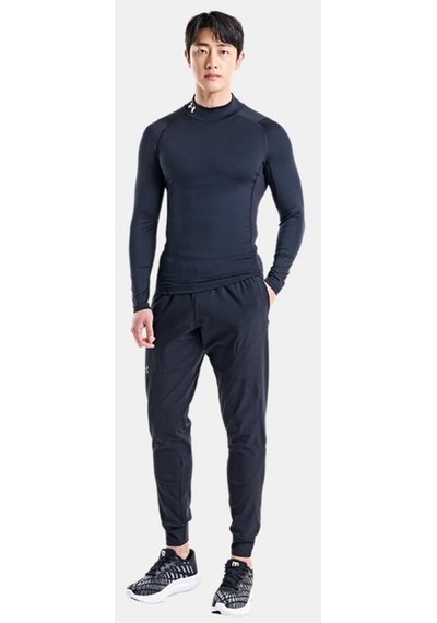Under Armour Erkek HeatgearArmour Mock Uzun Kollu 1369606-001 Siyah - Beyaz