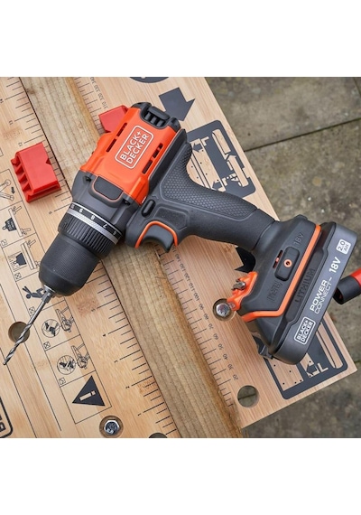 Black+Decker BCD382D2XK 18 V 2.0 Ah Çift Akülü Delme Vidalama