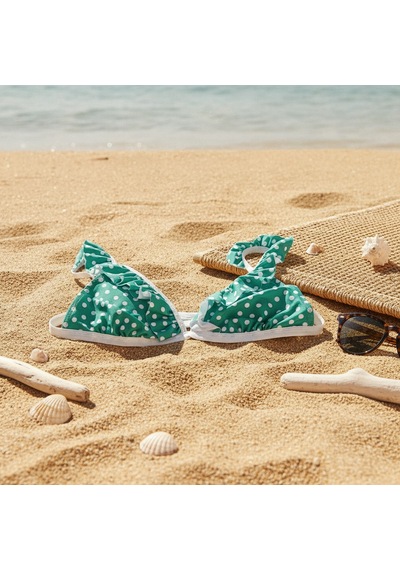 Bonbon Kadın Plaj Giyim Yeşil Renk Puantiyeli Bikini Üst Bb2624