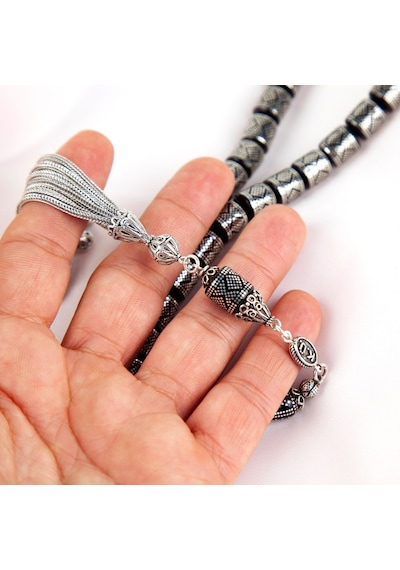 Kuka 925ayar Ağır Gümüş Çakım Ve Püskül Fıçı Kesim 9.5x11.5mm Tesbih - Kamil Ünlüel Usta İşi Gümüş - Siyah Kuka 925ayar Ağır Gümüş Çakım Ve Püskül Fıçı Kesim 9.5x11.5mm Tesbih - Kamil Ünlüel Usta İşi Gümüş - Siyah