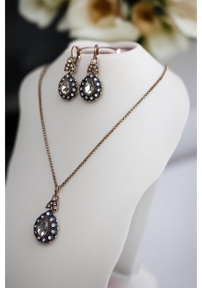 Zirkon Taşlı Su Damlası Kolye Ve Küpe Seti Fayra-a8161set Beyaz