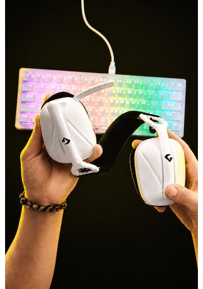 Ghost Pro "triple Mode Bluetooth/2.4g/kablolu Profesyonel Mikrofonlu Oyuncu Kulaklığı Beyazz