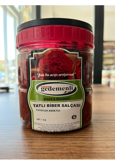Mahmut Gedemenli Ev Tipi Tatlı Biber Salçası 1 KG