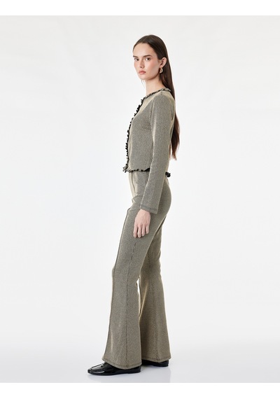 Koton Slim Fit Uzun Kollu Bisiklet Yaka Parıltılı Düğmeli Fırfırlı Bluz Siyah Çizgili 7wak30009uk Bsl Koton Slim Fit Uzun Kollu Bisiklet Yaka Parıltılı Düğmeli Fırfırlı Bluz Siyah Çizgili 7wak30009uk Bsl