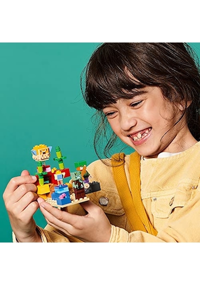 Minecraft Mercan Kayalığı 21164-7 Yaş Ve Üzeri Macera Oyunları Seven Çocuklar İçin Alex, Bir Boğuk Ve 2 Güzel