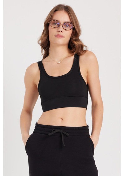 Tudors Kadın Slim Fit Dar Kesim İnce Askılı Kare Yaka Siyah Crop-37922 SIYAH