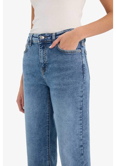 Defacto Comfort Straıght Normal Bel Bilek Boy Jean Yıkamalı Pantolon F9726AX25WN