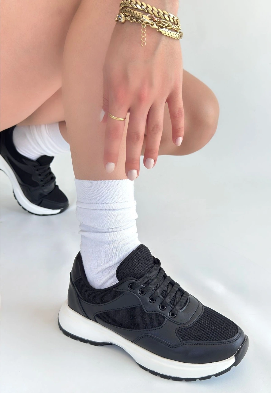 Slar Siyah Cilt Bağcıklı Spor Ayakkabı Renk