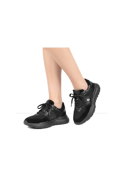 Kadın Siyah Bağcıklı Kalın Tabanlı Süet Deri Sneaker
