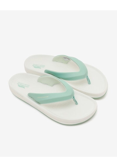 Skechers Arch Fıt Hyper Slıde Kadın Yeşil Sandalet 140499 Mnt Yeşil