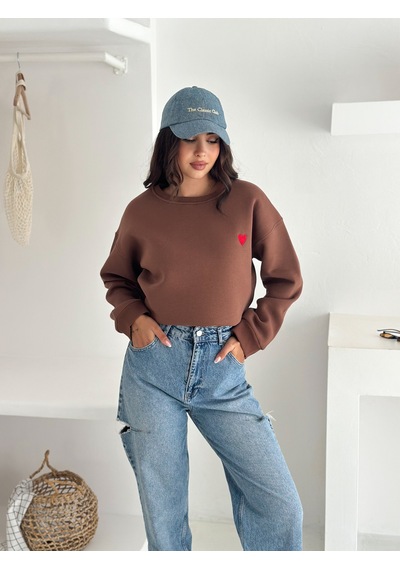 Kadın Kalp Nakışlı Sweatshirt Sade & Sevgi Dolu Stil Kahverengi