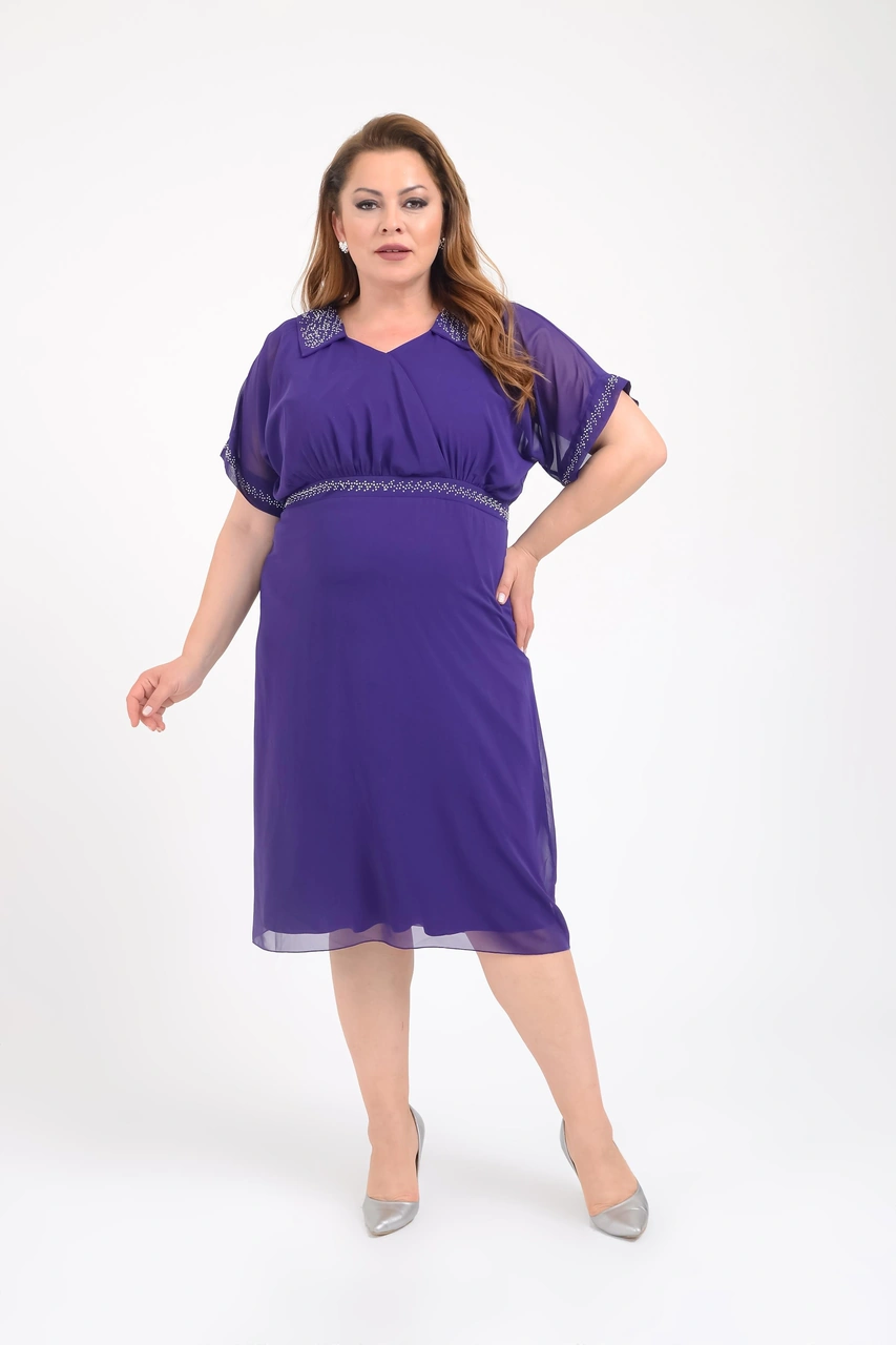 Lilas Xxl Büyük Beden Mor Renkli Taş Baskılı Kısa Abiye Elbise Mor