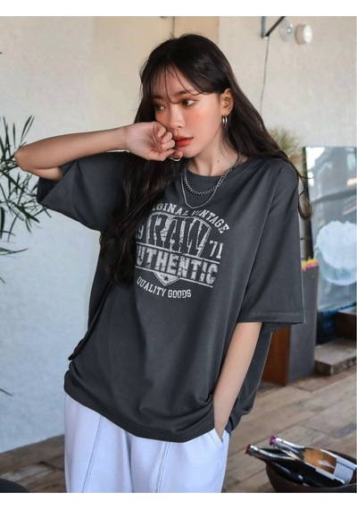 Flood Of Style Kadın Koyu Gri Original Vintage Raw Baskılı Oversize Bisiklet Yaka Tişört