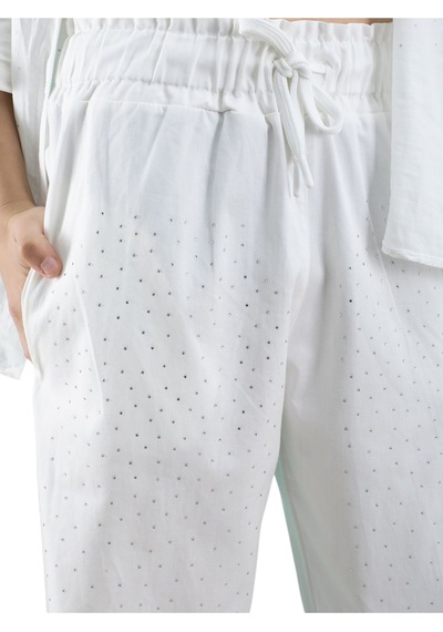 İrem Çocuk Giyim Kız Çocuk Taş Detaylı Beli Lastikli Cepli Ekru Renk Oversize Pantolon Ekru İrem Çocuk Giyim Kız Çocuk Taş Detaylı Beli Lastikli Cepli Ekru Renk Oversize Pantolon Ekru
