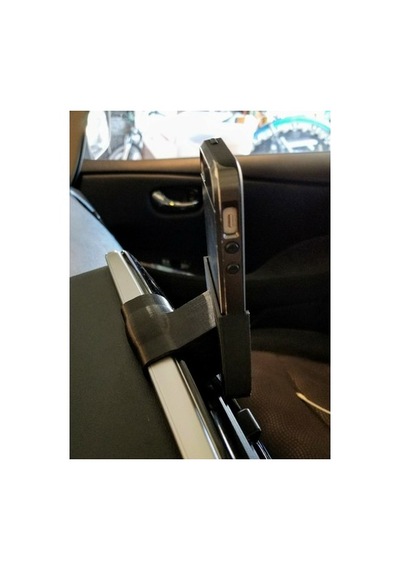 İphone İçinnissan Leaf Montaj Aparatı