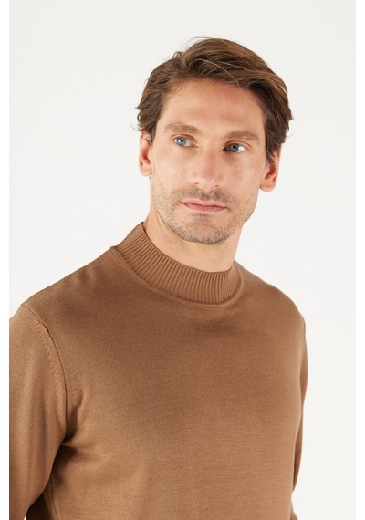 AC&Co / Altınyıldız Classics Erkek Vızon Standart Fit Normal Kesim Yarım Balıkçı Yaka Triko Kazak Vizon AC&Co / Altınyıldız Classics Erkek Vızon Standart Fit Normal Kesim Yarım Balıkçı Yaka Triko Kazak Vizon