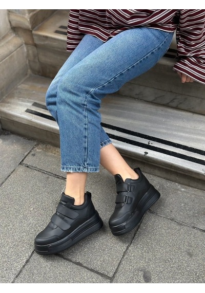 Erva'nın Butiği Siyah Cilt Cerrely Gizli Topuk Dolgu Topuk 8 Cm Boy Uzatan Sneakers-6513