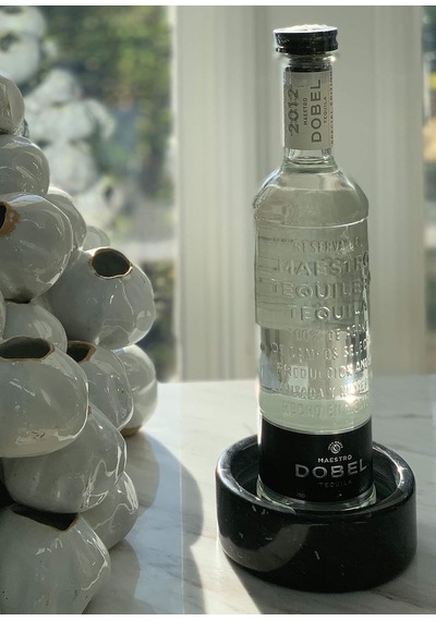 Black Marble Wine Stand, 5 X 5 X 2 İnç Çok Renkli