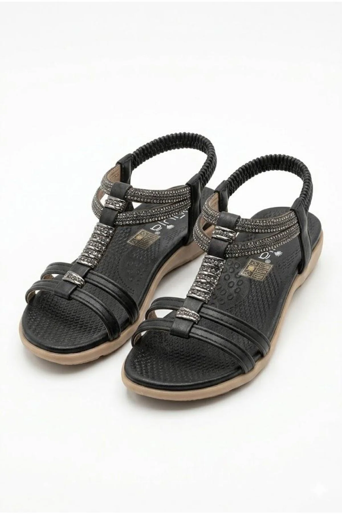 Guja 26y240-10 Kadın Taşlı Düz Taban Günlük Comfort Sandalet Siyah