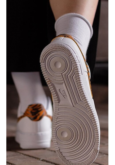 Nike Air Force 1 07 Af1 Leather White Unisex Snaker Hakiki Deri Spor Ayakkabı Beyaz Leopar Swoosh Turuncu Nike Air Force 1 07 Af1 Leather White Unisex Snaker Hakiki Deri Spor Ayakkabı Beyaz Leopar Swoosh Turuncu