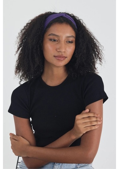 Butikgiz Siyah Kısa Kol Bisiklet Yaka Vücuda Oturan Kaşkorse Crop + Bandana Set %100 Pamumklu, Esnek Rahat Siyah-mor