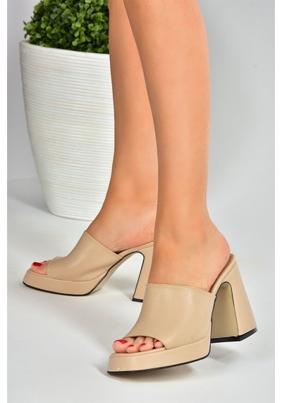 Fox Shoes Ten Kalın Topuklu Kadın Terlik M404100409