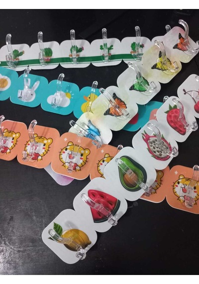 Kendinden Yapışkanlı Güçlü Figür Desenli 5'li Askılık - Kapı Arkası Mutfak Duvar Banyo Plastik Çok R Diğer