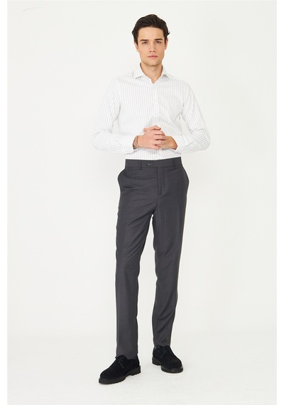 Gri Modern Kesim Klasik Kumaş Pantolon Gri