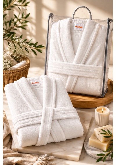 Özdilek %100 Pamuk Unisex Bornoz Otel, Spa, Sauna Ve Hamam Kalitesi Yumuşak, Yüksek Su Emici Banyo Bornozu Anushka Fermuarlı Saklama Kılıfı Hediyeli Premium Hediye Seti Beyaz Özdilek %100 Pamuk Unisex Bornoz Otel, Spa, Sauna Ve Hamam Kalitesi Yumuşak, Yüksek Su Emici Banyo Bornozu Anushka Fermuarlı Saklama Kılıfı Hediyeli Premium Hediye Seti Beyaz