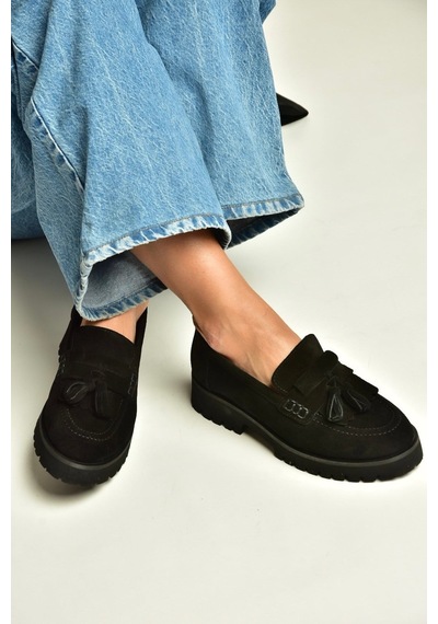 Fox Shoes Z944014461 Siyah Süet Kalın Tabanlı Püsküllü Loafer Ayakkabı