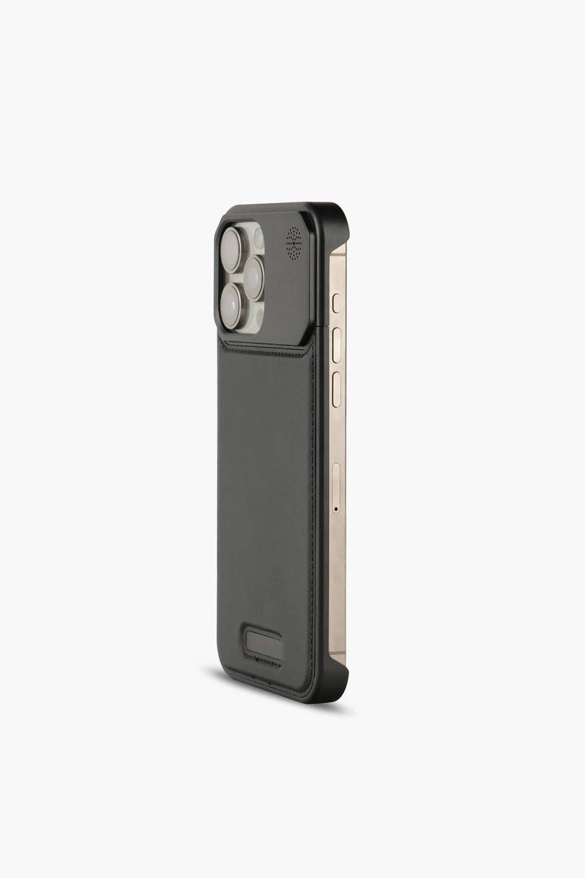 Therock 15 Pro Max Siyah Magsafe Özellikli Alüminyum Alaşımlı Hakiki Deri,kokulu Metal Kızaklı Telefon Kılıfı Siyah
