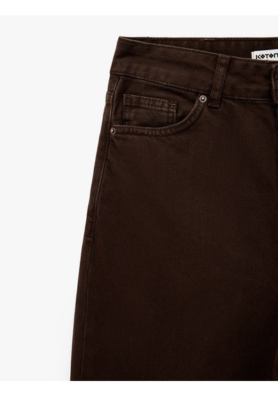 Koton Yüksek Bel Cepli Düğmeli Pamuklu Düz Paça Denim Pantolon - Mom Slim Jean Koyu Kahverengi 6sal40075mw Koyu Kahve