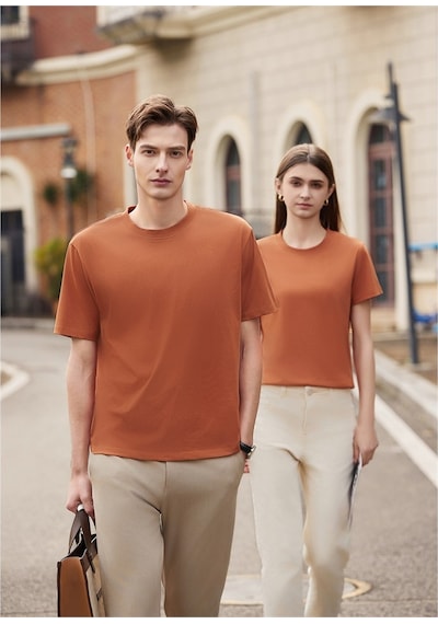 New Performance Premium Basic T-shirt %61,7 Pamuk %34,7 Polyester %3,6 Dut İpeği Turuncu