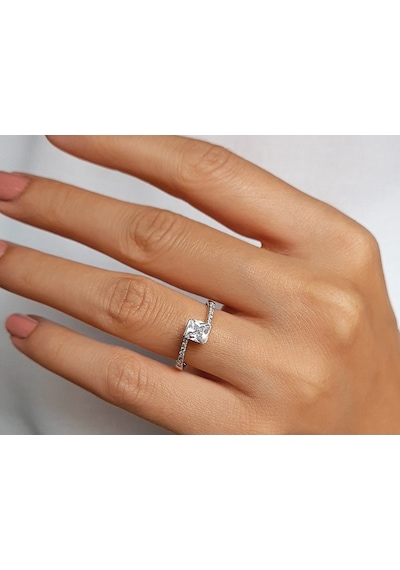 Sirius G Renk 0,35 Ct. Prenses Kesim Pırlanta Yüzük 0823R0152