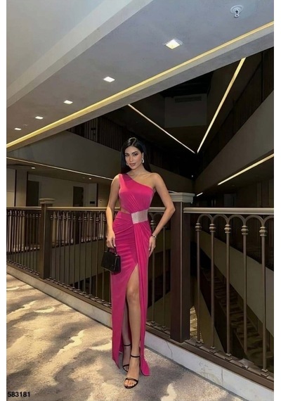 Khi-zai Kadın Bohem Sandy Kumaş Tek Omuz Balık Kesim Abiye Elbise Pembe