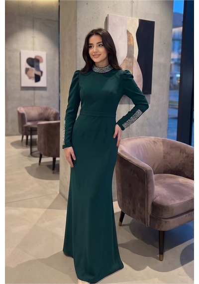 Dorne Moda Taş İşlemeli Yaka Ve Kol Detaylı Uzun Davet Elbisesi Yeşil Yeşil