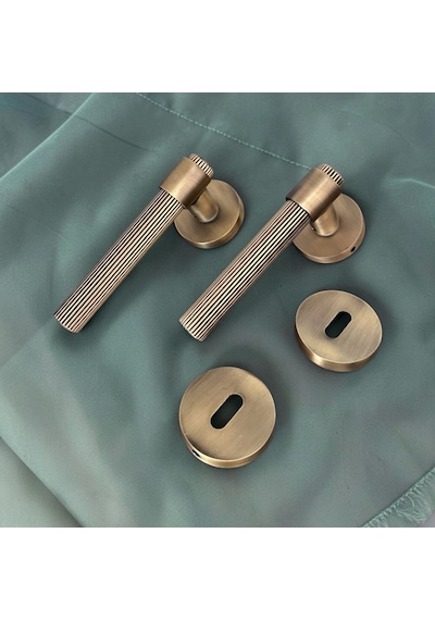 Sare Mat Antik Sarı Rozetli Oda Kapı Kolu Elegant Model