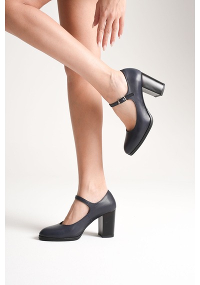 Analin Shoes Kadın Hakiki Deri Bantlı Topuklu Ayakkabı Lacivert