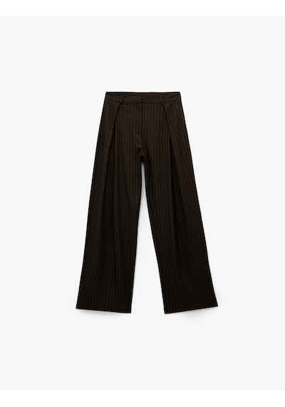 Koton Koton X Sibil Çetinkaya - Pile Detaylı Cepli Çizgili Düz Geniş Paça Kumaş Pantolon Kahverengi Çizgili 6wak40171pw Koton Koton X Sibil Çetinkaya - Pile Detaylı Cepli Çizgili Düz Geniş Paça Kumaş Pantolon Kahverengi Çizgili 6wak40171pw
