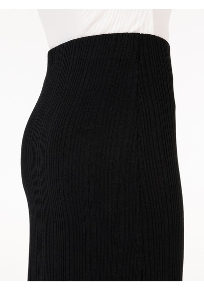 Colin's Colins Slim Fit Siyah Kadın Etek Cl1070873 Q1.v2 Blk Siyah