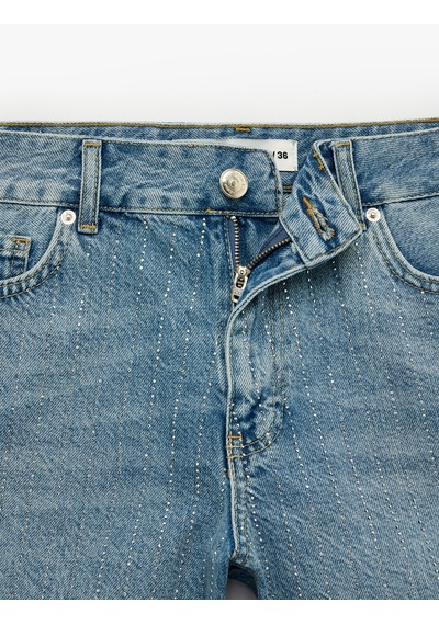 Koton Pamuklu Yüksek Bel Taş Detaylı Mini Denim Şort Orta İndigo 6sal40246md